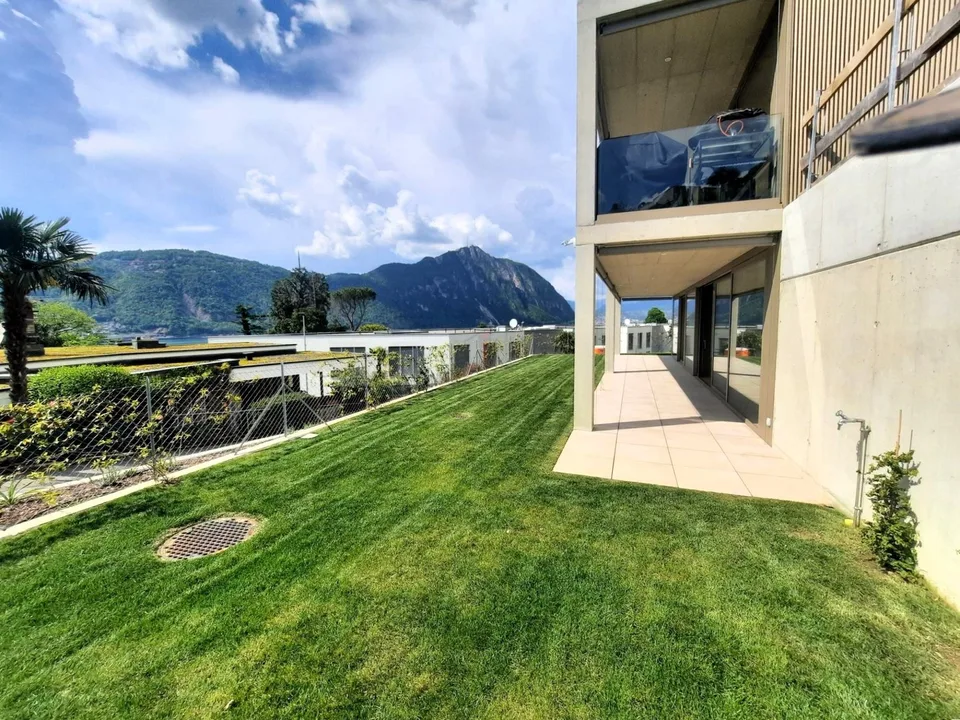 TERRAZZA, GIARDINO E VISTA INCANTEVOLE, COSA VOLERE DI PIU?