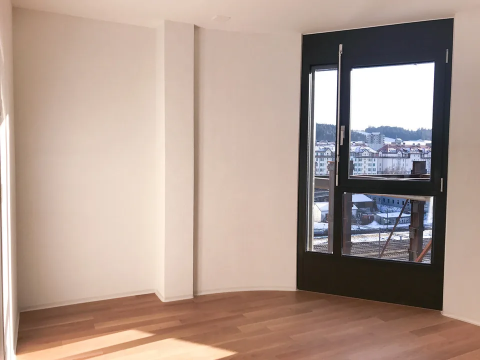 Wohnung 4.5 Zimmer mit Balkon