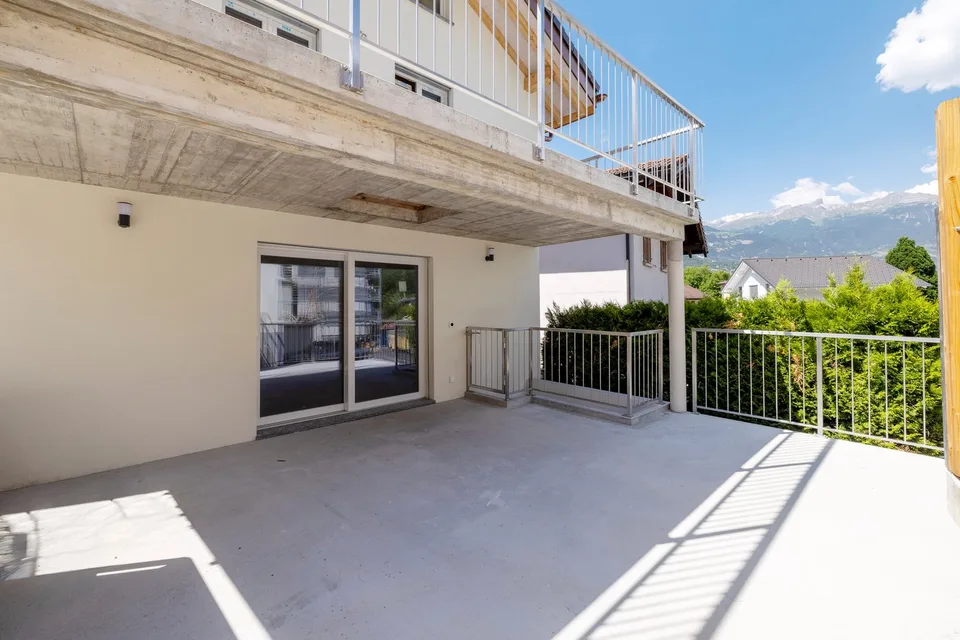 New construction, semi-detached villa