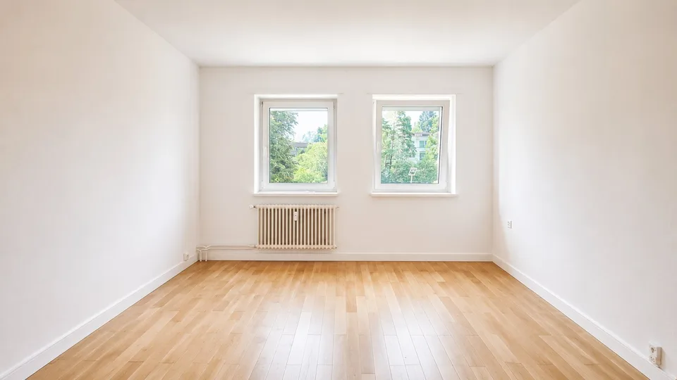 1.5-Room Apartment Seeking Long-Term Relationship with Single