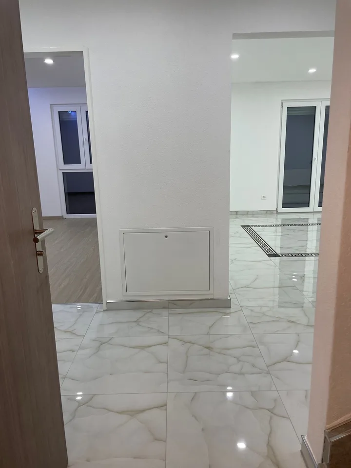 Appartement Duplex 4.5 pcs à Biel/Bienne entièrement rénové