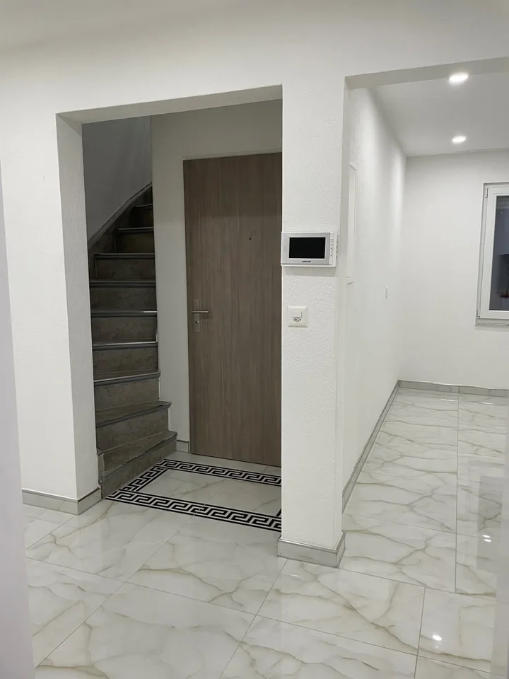 Appartement Duplex 4.5 pcs à Biel/Bienne entièrement rénové