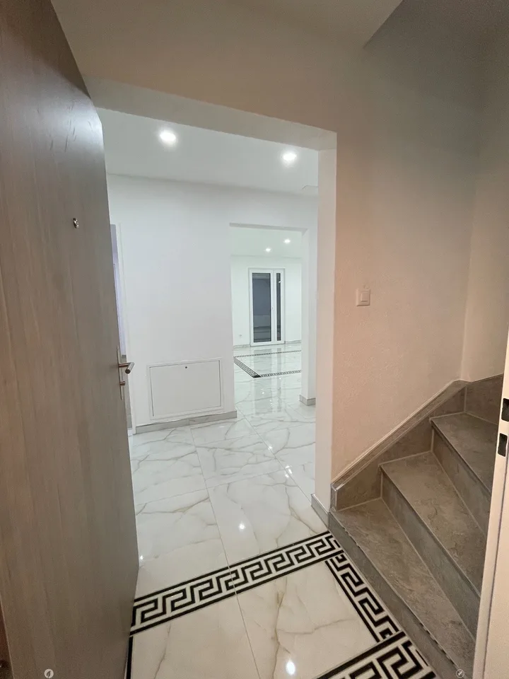 Appartement Duplex 4.5 pcs à Biel/Bienne entièrement rénové