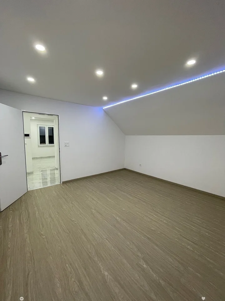 Appartement Duplex 4.5 pcs à Biel/Bienne entièrement rénové