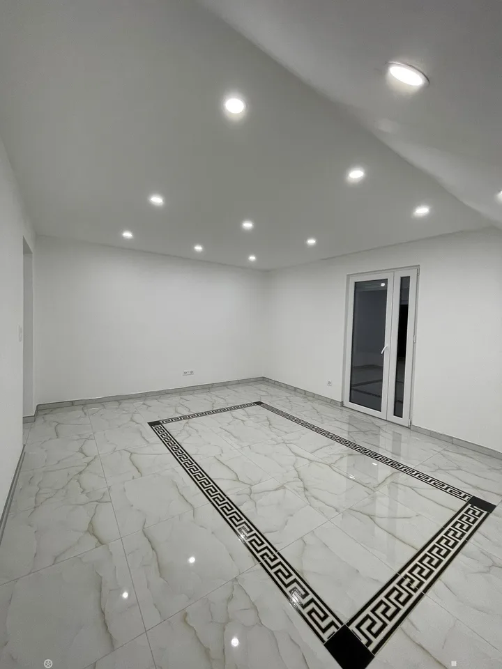 Appartement Duplex 4.5 pcs à Biel/Bienne entièrement rénové