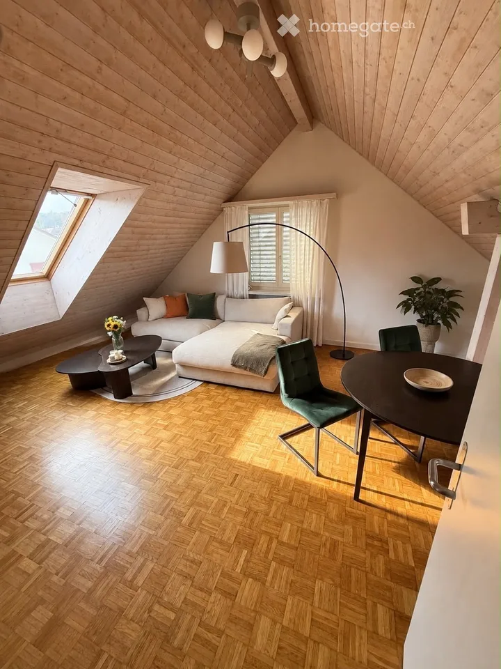Charmante 2.5-Zimmer-Dachwohnung in Kloten – verfügbar ab 1. November 2026