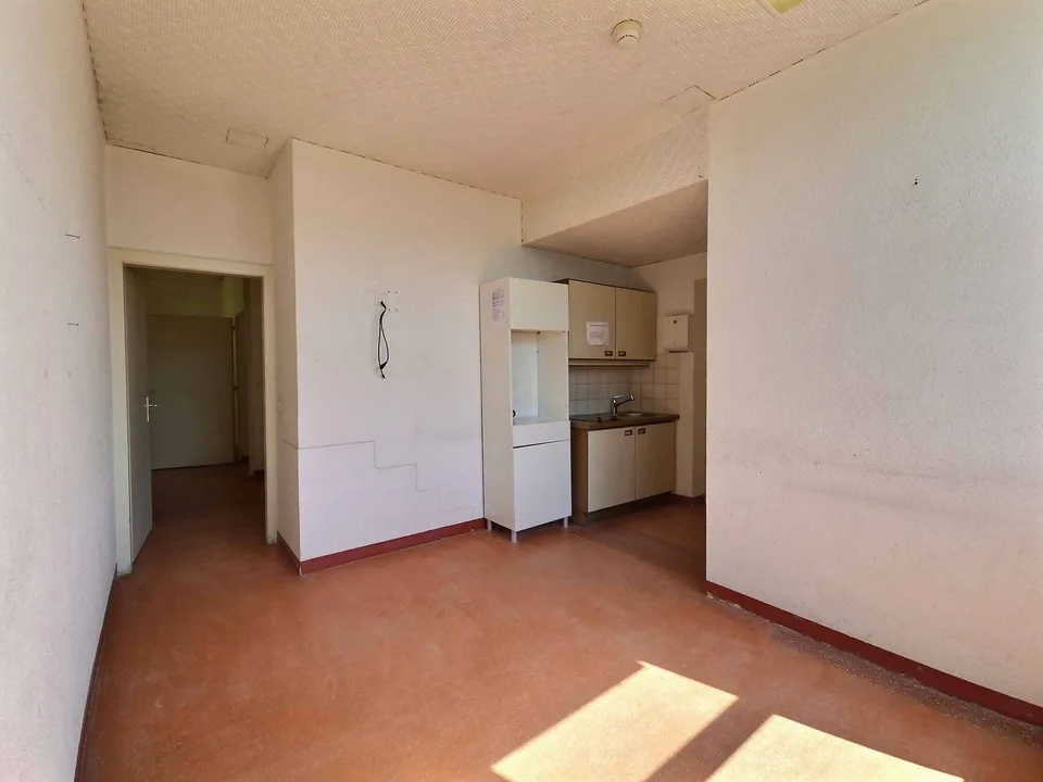 Superficie commerciale/artigianale di ca. 243 m2