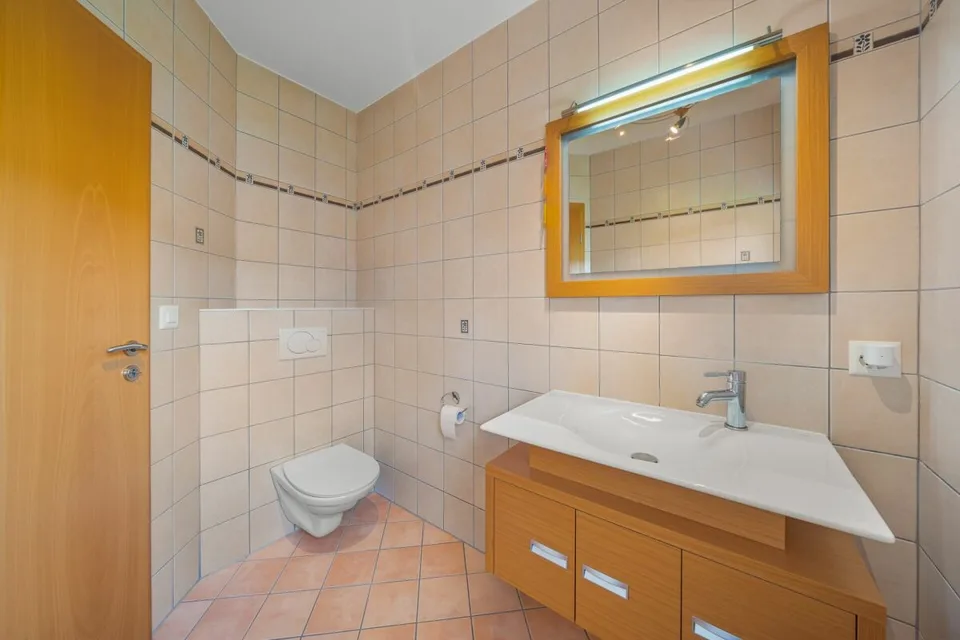 Beautiful individual villa with a large plot