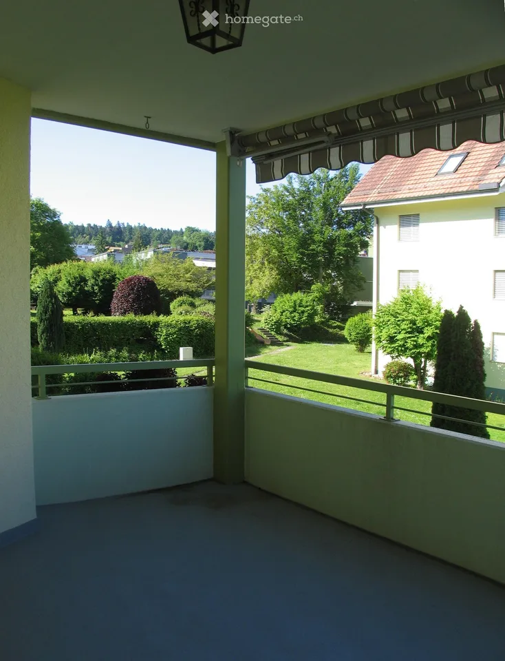 Charmant appartement 4.5 pièces avec balcon et garage à Winterthur - Seen