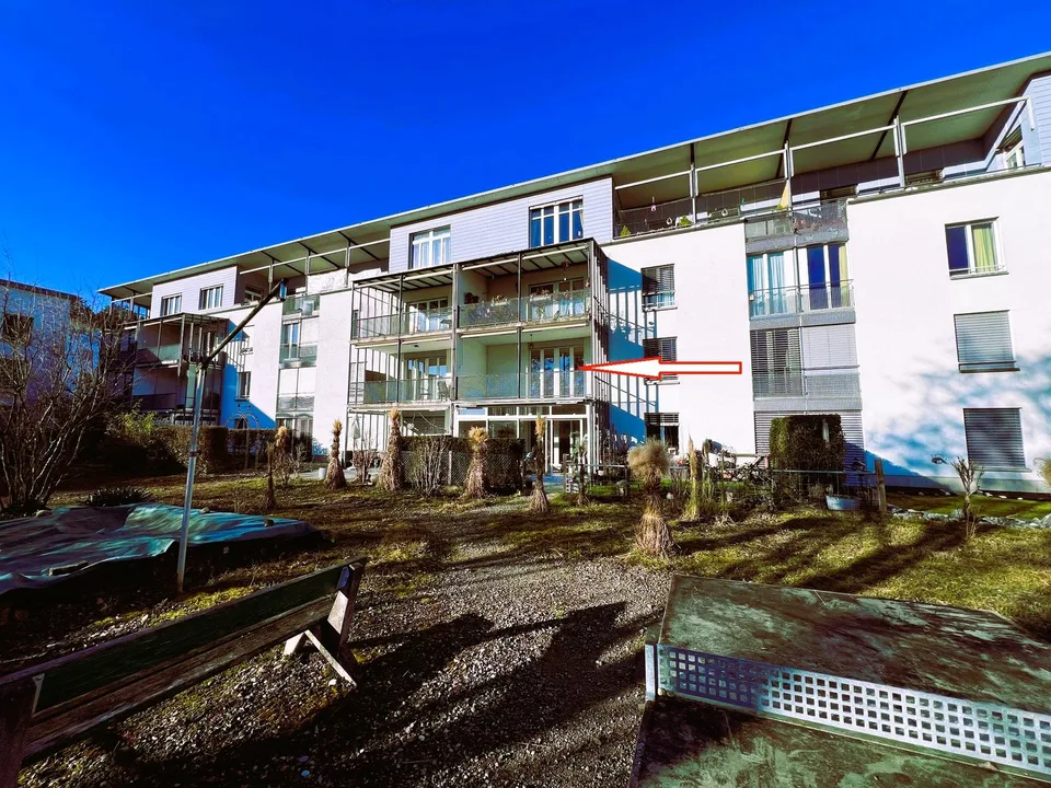 Great location with unobstructable far-reaching views