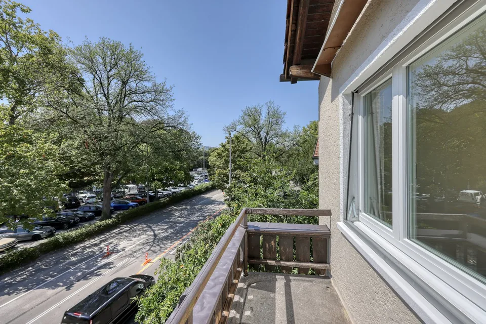 Hochwertig sanierte 2.5-Zimmer-Wohnung im Seefeld – Foto 10 von 12
