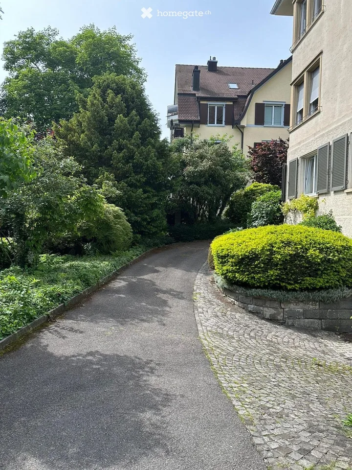 Bright & Spacious 5.5-Room Family Apartment | Zurich Klusplatz (District 7)