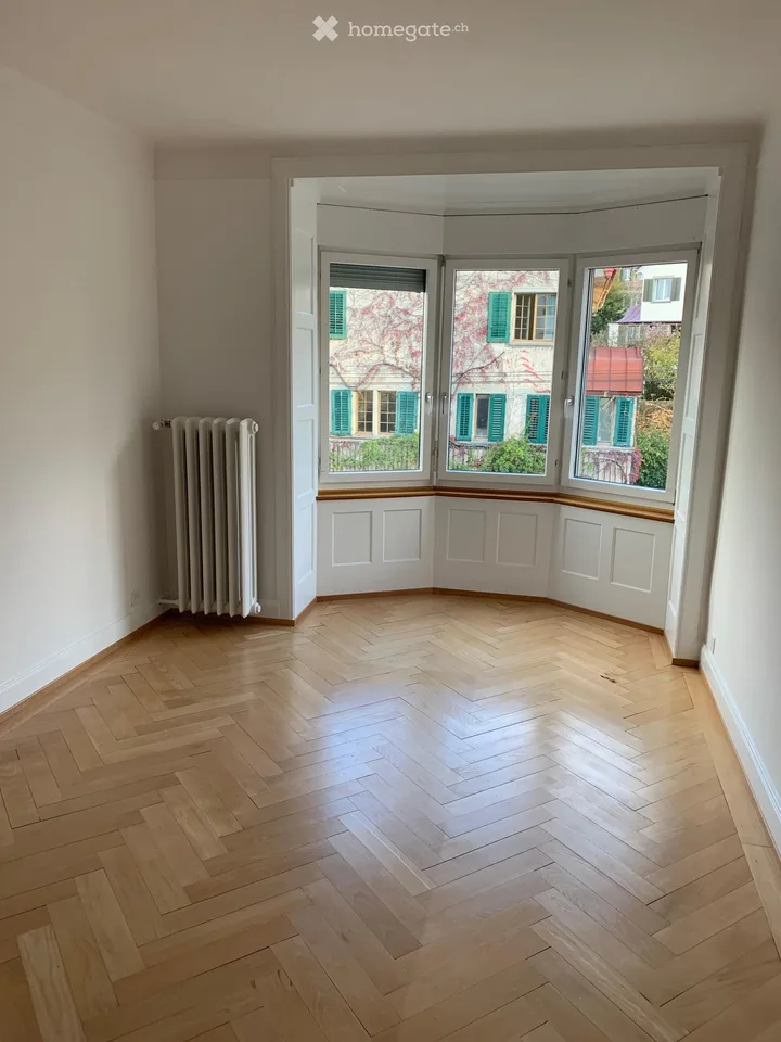 Bright & Spacious 5.5-Room Family Apartment | Zurich Klusplatz (District 7)