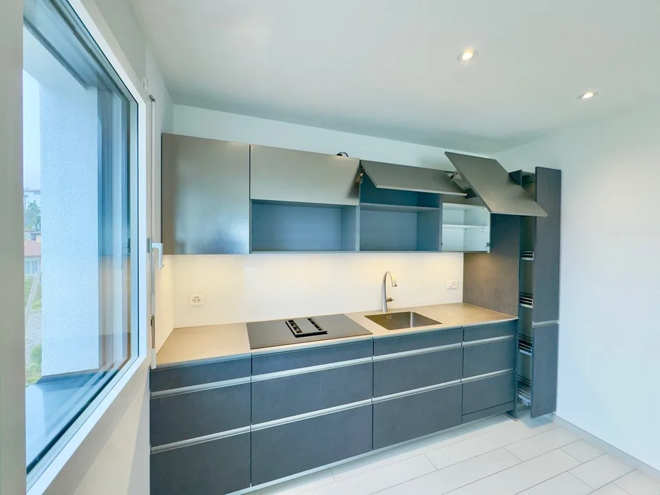 Rif. 3784  A SOLI 2 KM DAL CENTRO DI LUGANO - MODERNO APPARTAMENTO CON VISTA PANORAMICA
