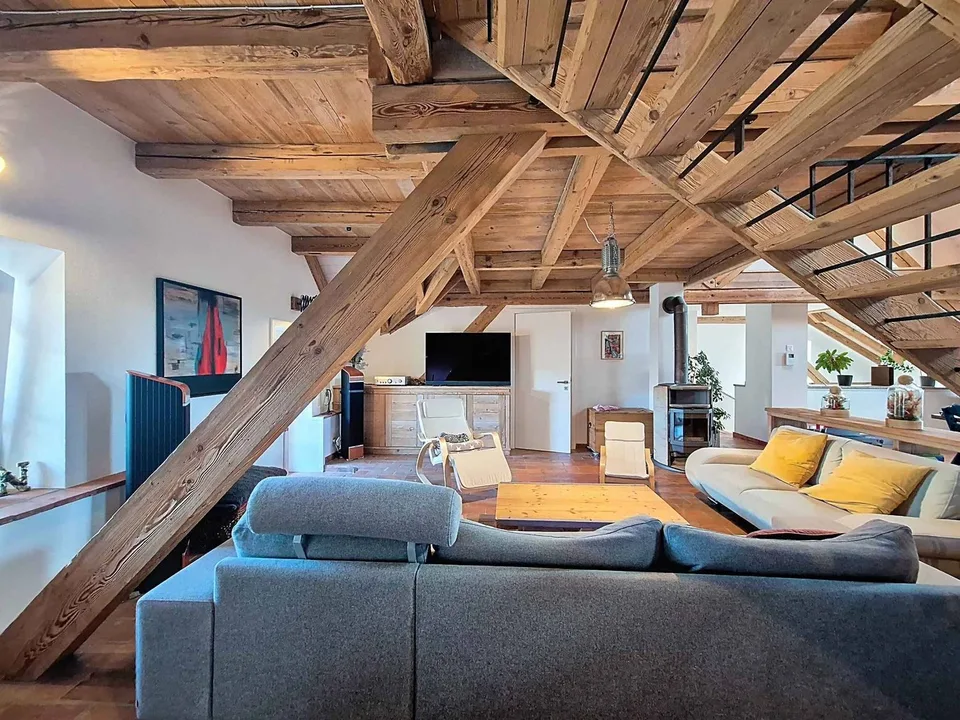 Triplex di 5,5 locali in attico vicino a Romont