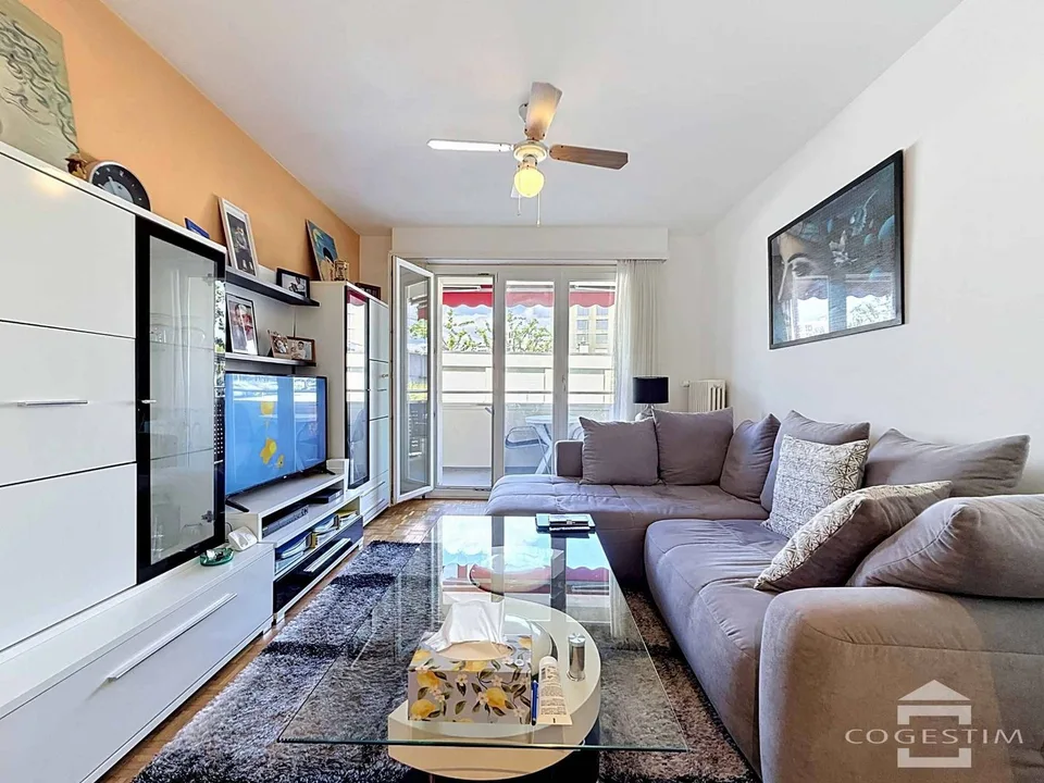 3.5 room apartment, just a stone's throw from the train station