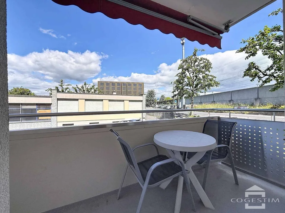 3.5 room apartment, just a stone's throw from the train station