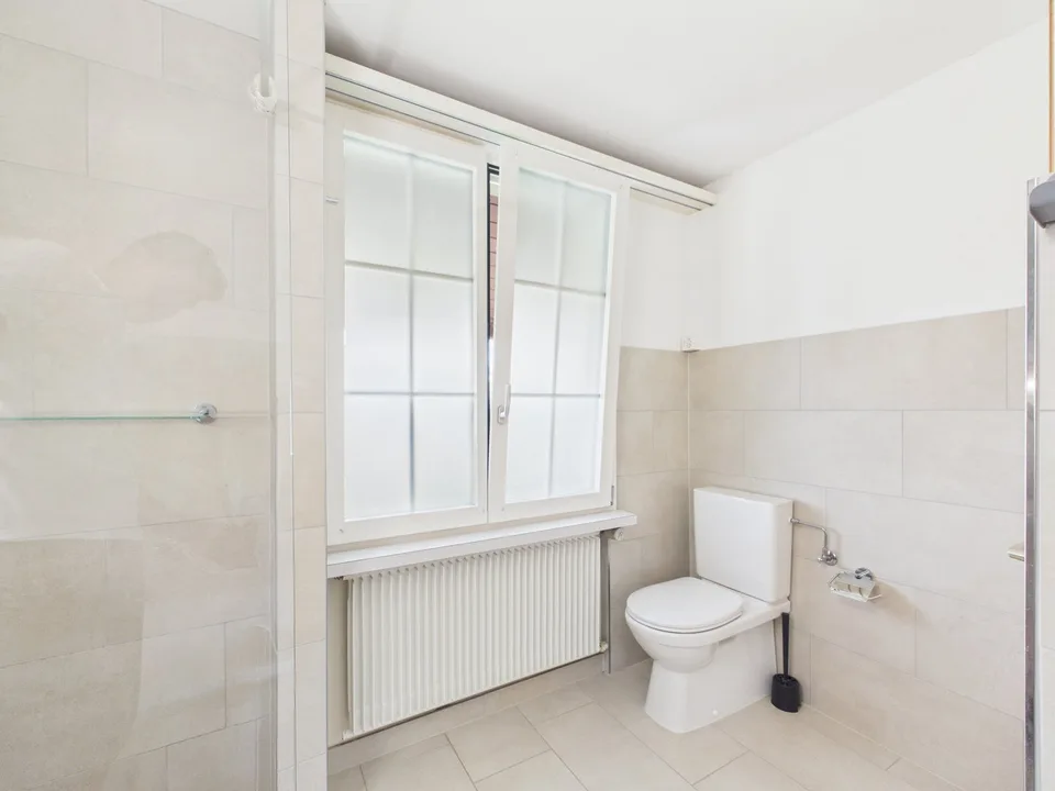 Sonniges Einfamilienhaus in ruhigem Quartier mit Waldnähe