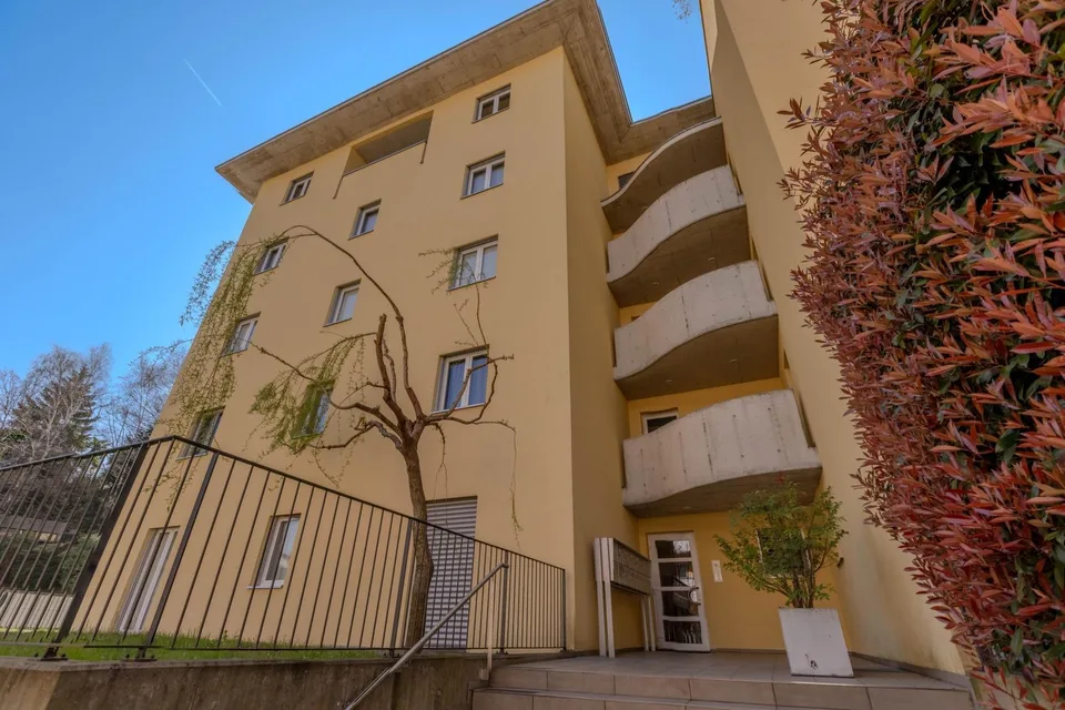 BRIGHT AND ELEGANT 3.5 ROOM APARTMENT WITH OPEN VIEW IN PORZA