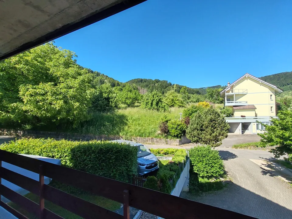 Erstbezug nach Renovation – Helle 4.5-Zimmer-Wohnung mit zwei sonnigen Balkonen