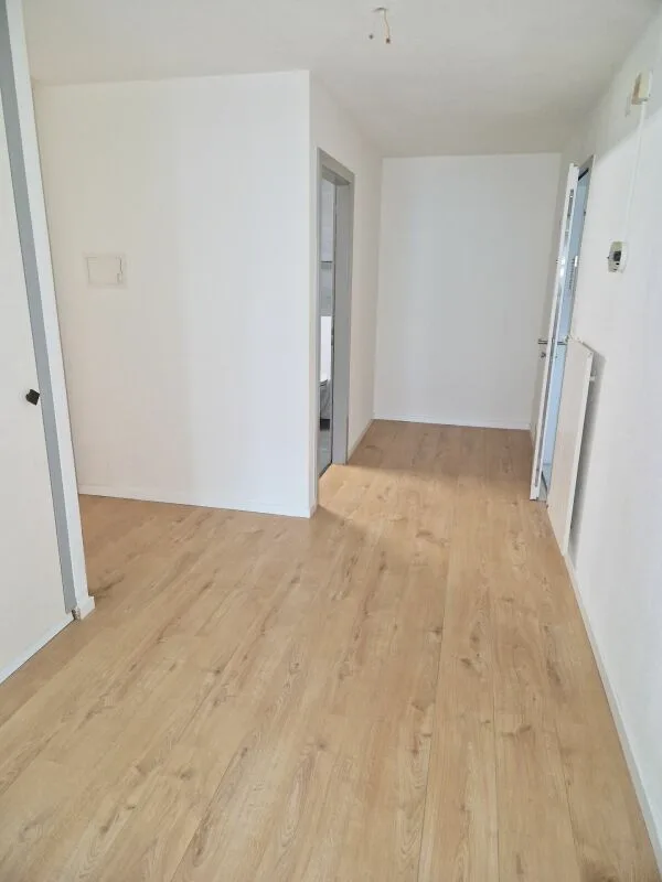 Appartement rénové dans un emplacement idéal