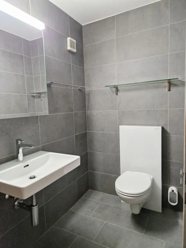 Appartement rénové dans un emplacement idéal