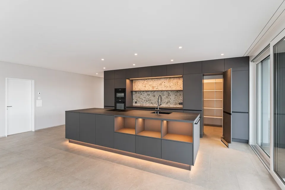 245 m² pour les entreprises et le style de vie – Attique à Bremgarten