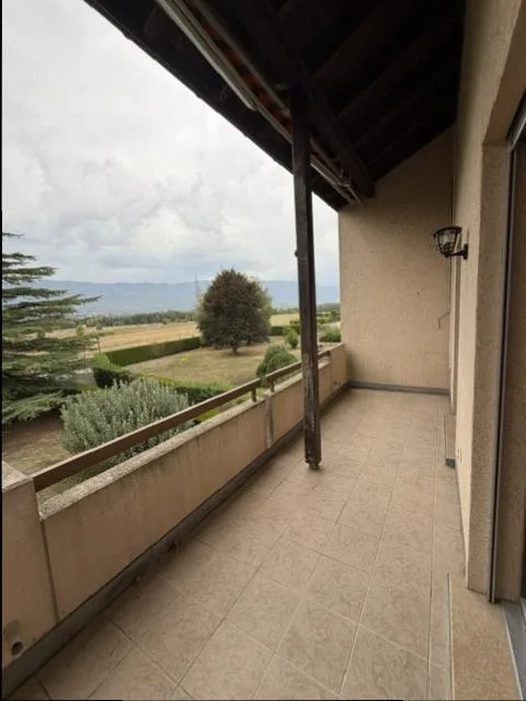 DUPLEX-WOHNUNG - 5 ZIMMER - TERRE SAINTE