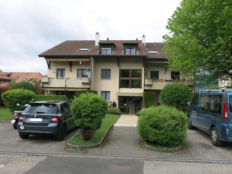 DUPLEX-WOHNUNG - 5 ZIMMER - TERRE SAINTE