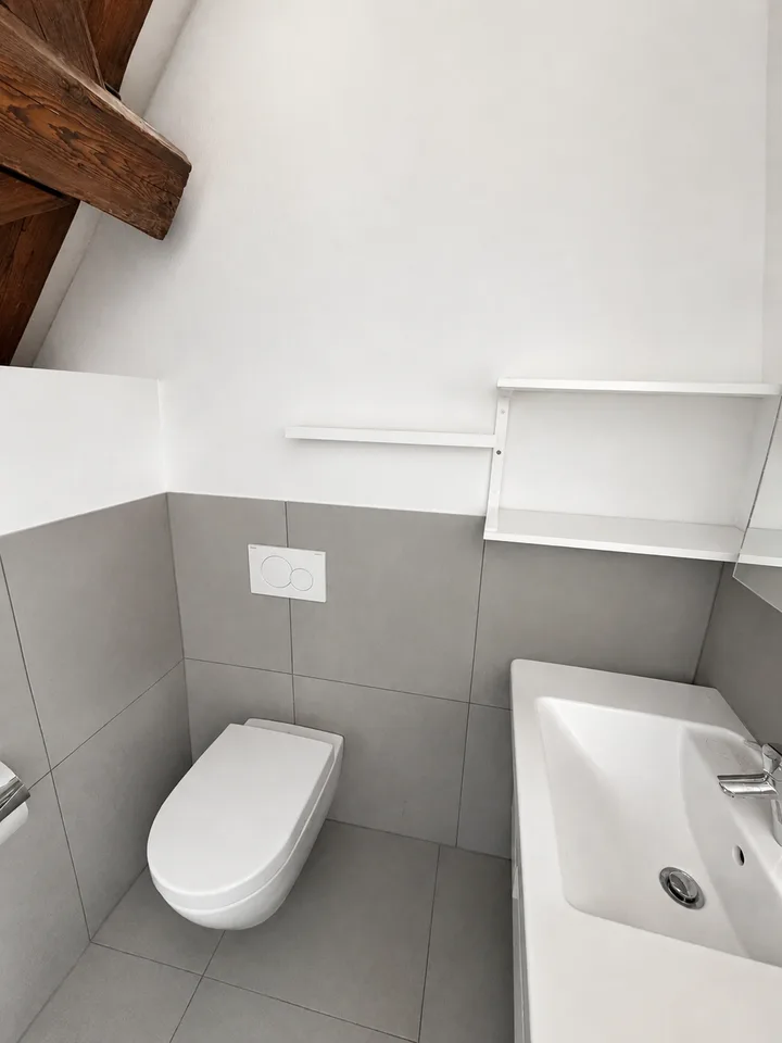 Charmante Triplex-Wohnung in der Lenzburger Altstadt