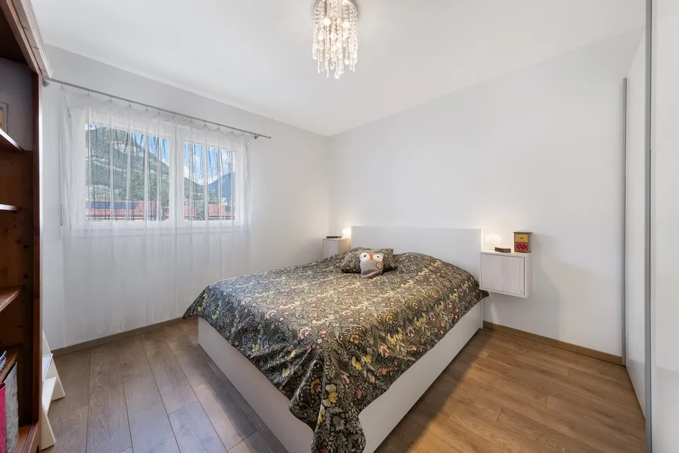 WOHNUNG MIT 4,5 ZIMMERN - PANORAMABLICK - GARAGE - EXKLUSIV