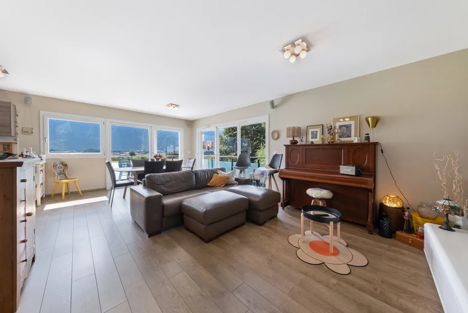 APPARTEMENT DE 4,5 PIÈCES - VUE PANORAMIQUE - GARAGE - EN EXCLUSIVITÉ