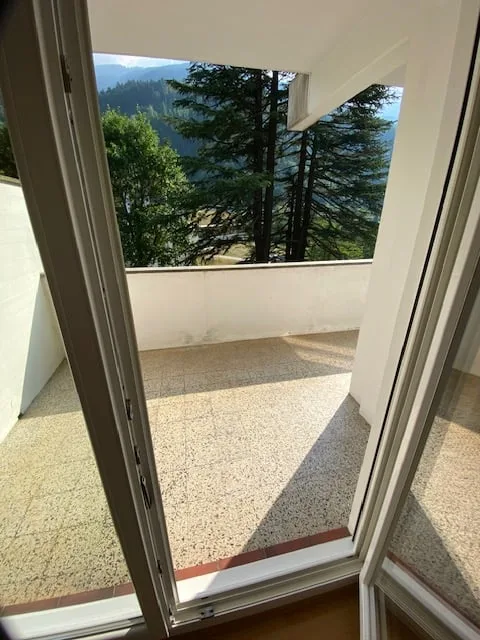 Appartement 3.5 pièces avec balcon et vue panoramique à Faido
