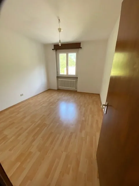 Appartement 3.5 pièces avec balcon et vue panoramique à Faido