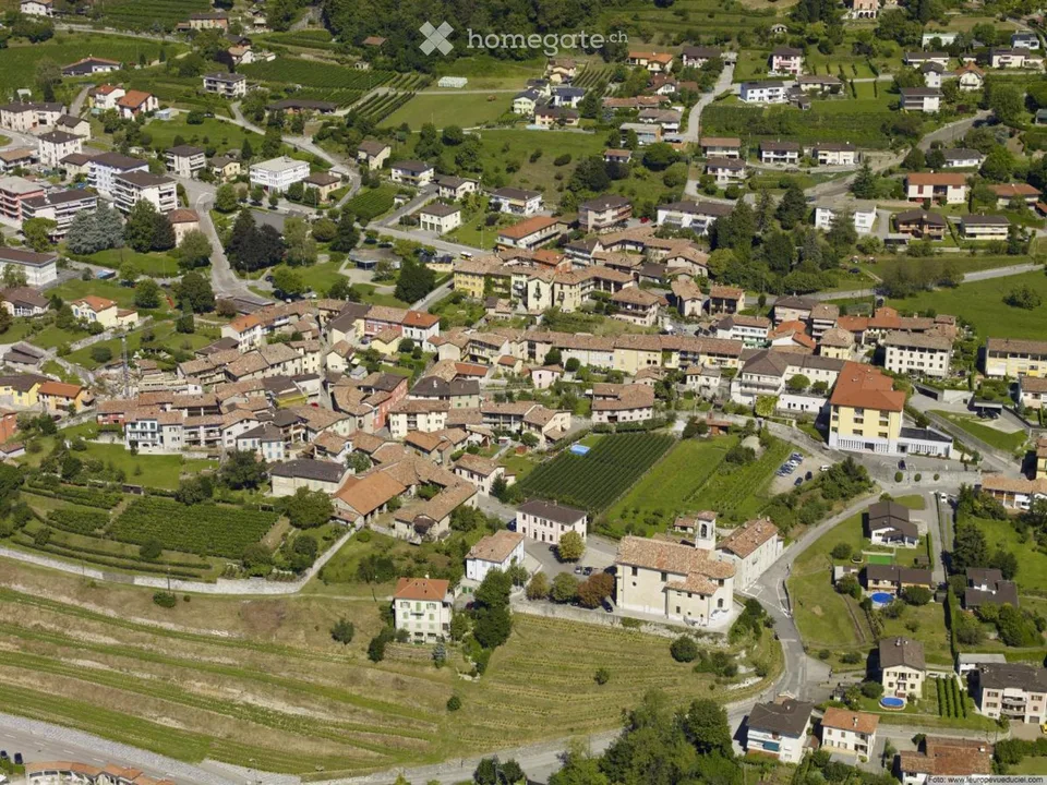 Castel San Pietro: 4 Locali di 110 mq (libero da dicembre).