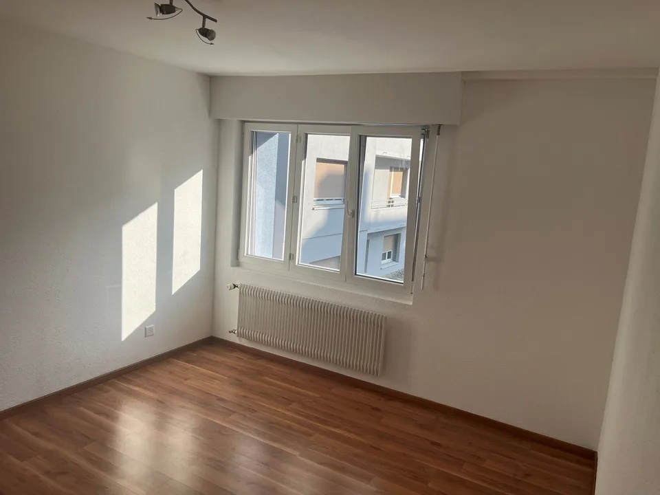 Four-room apartment with balcony in Martigny