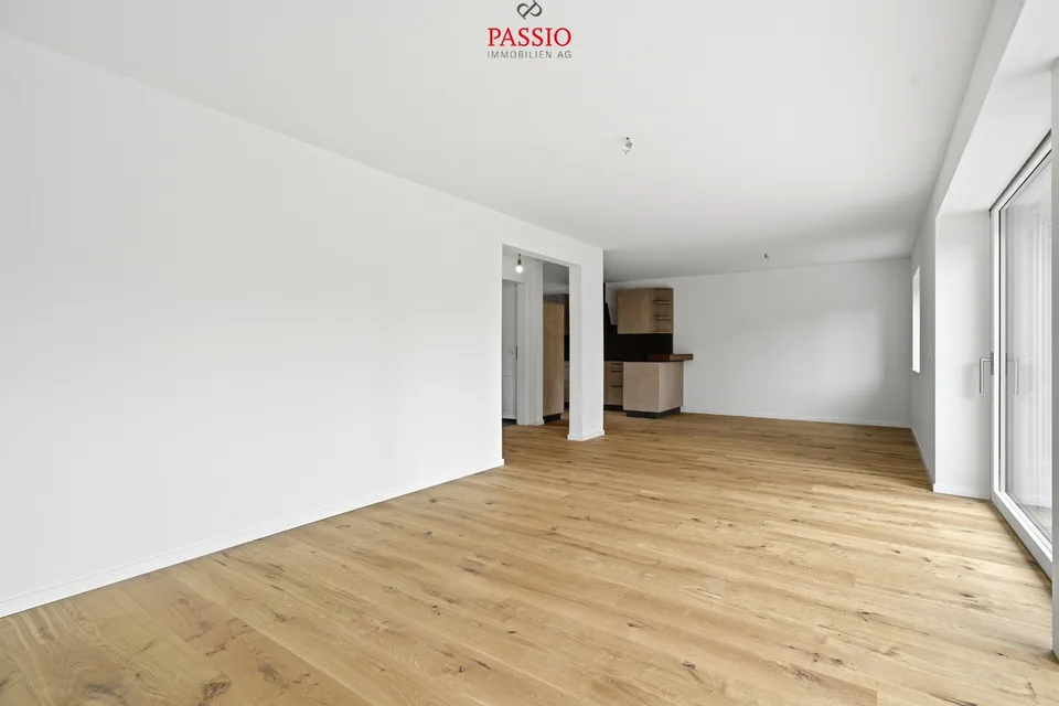 Casa unifamiliare di 4,5 locali completamente ristrutturata con giardino naturale