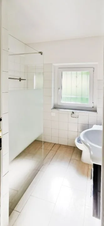 Casa 5,5 locali in fase di ristrutturazione con camino e terrazza.