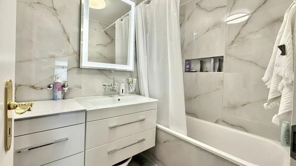 3.5 room apartment in the popular Holenacker quarter