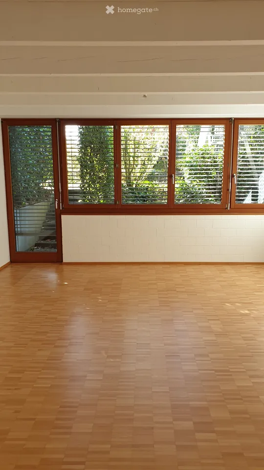 Casa a schiera angolare a Niederlenz