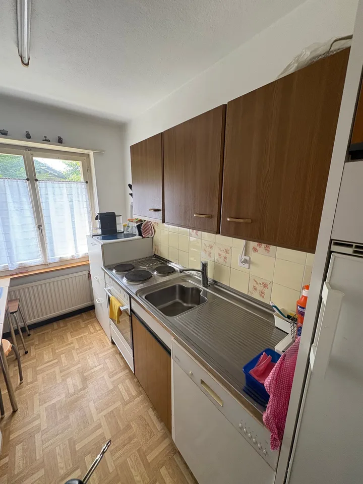 Appartamento di 4 locali in una zona tranquilla e familiare a Brügg