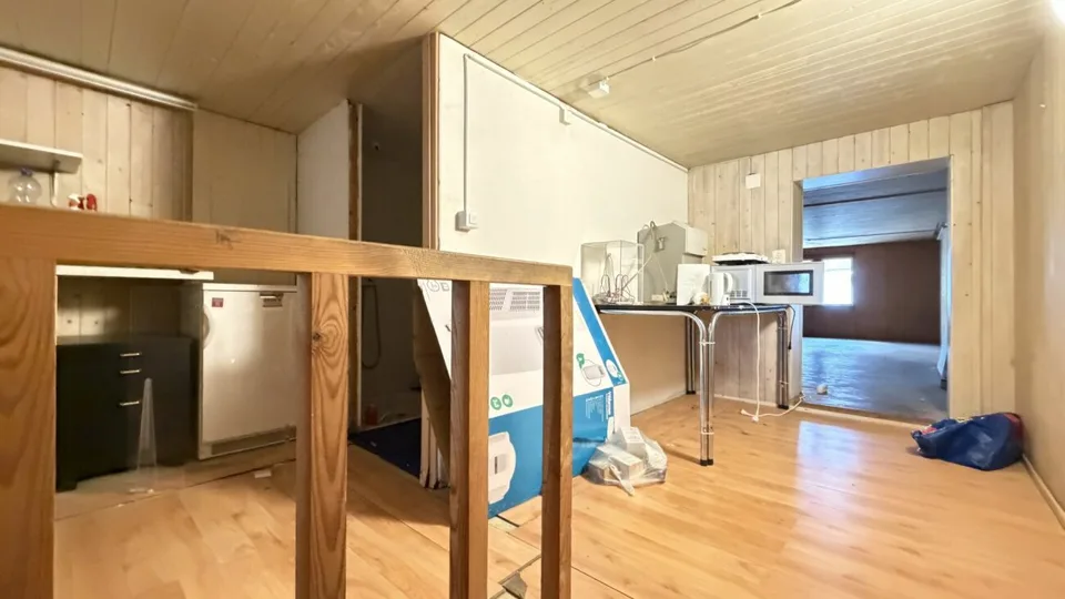 LOCAL COMMERCIAL EXCLUSIF DANS UN EMPLACEMENT AAA - À QUELQUES PAS DE LA PLACE BARFÜSSER