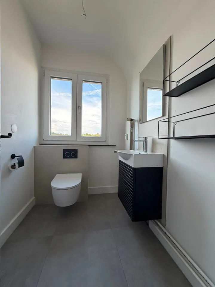 Charmante 4.5-Zimmer-Dachwohnung in Wängi – sofort verfügbar!