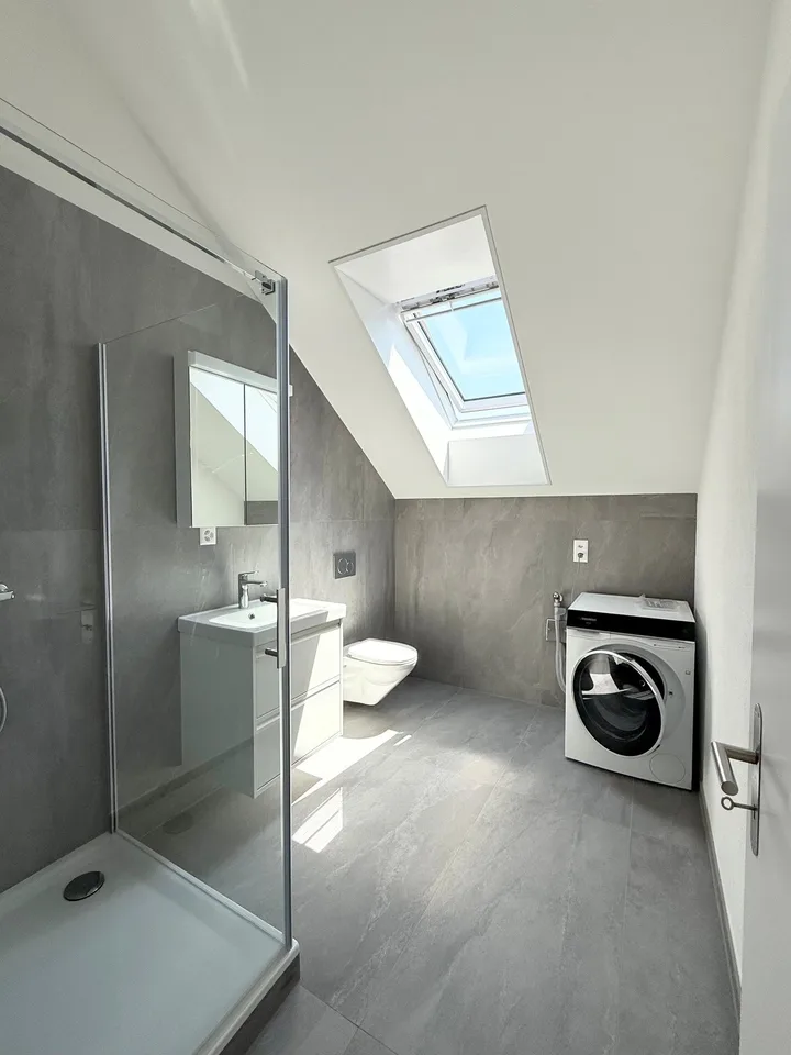 Location pour la première fois 2 pièces appartement mansardé