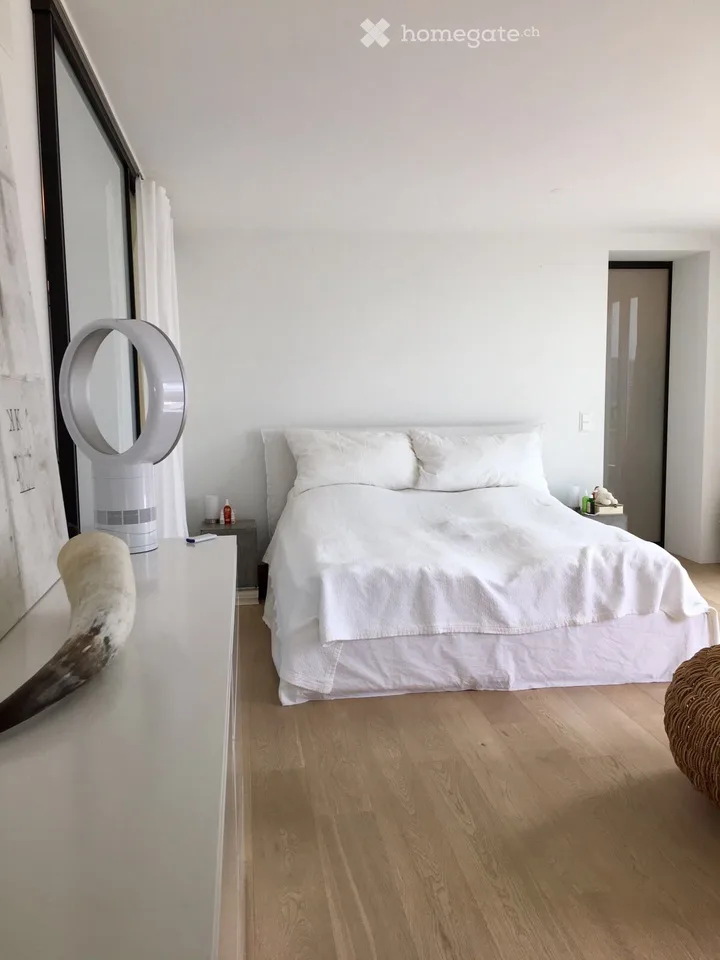 Exklusive Design 3.5-Zimmer-Loftwohnung mit Seesicht in Horgen