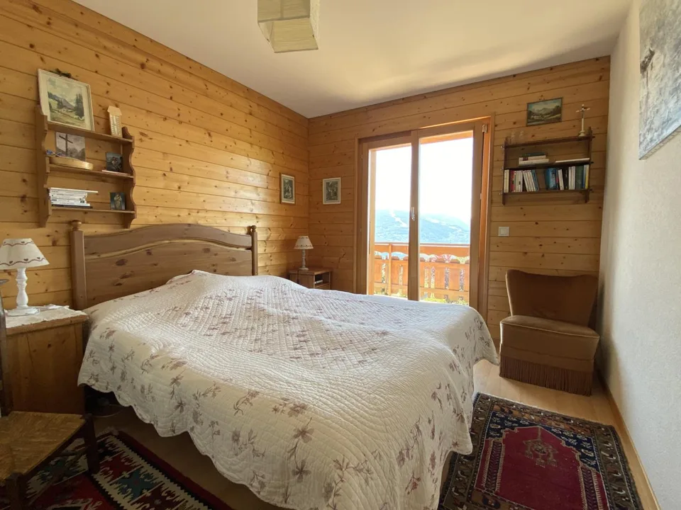 Beautiful duplex with garden, unobstructed panorama and garage, an undeniable asset