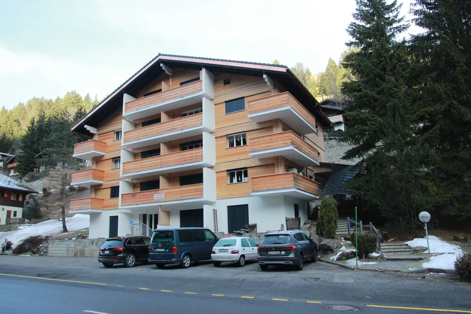 A Morgins appartement de 63 m2 + Balcon de 9 m2 + cave de 4 m2