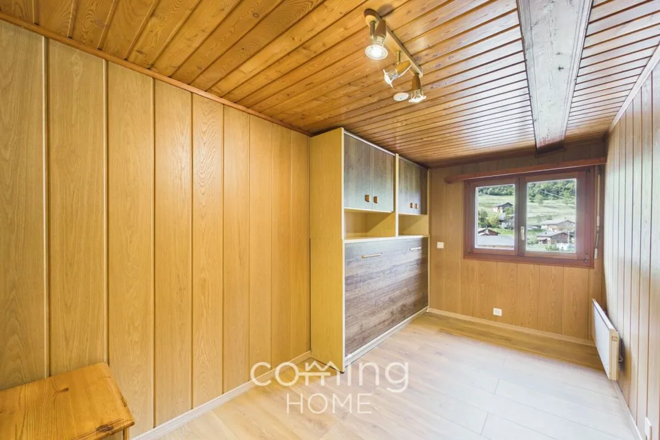Two-family house in Unterems - chalet charm, panoramic views, flexible use