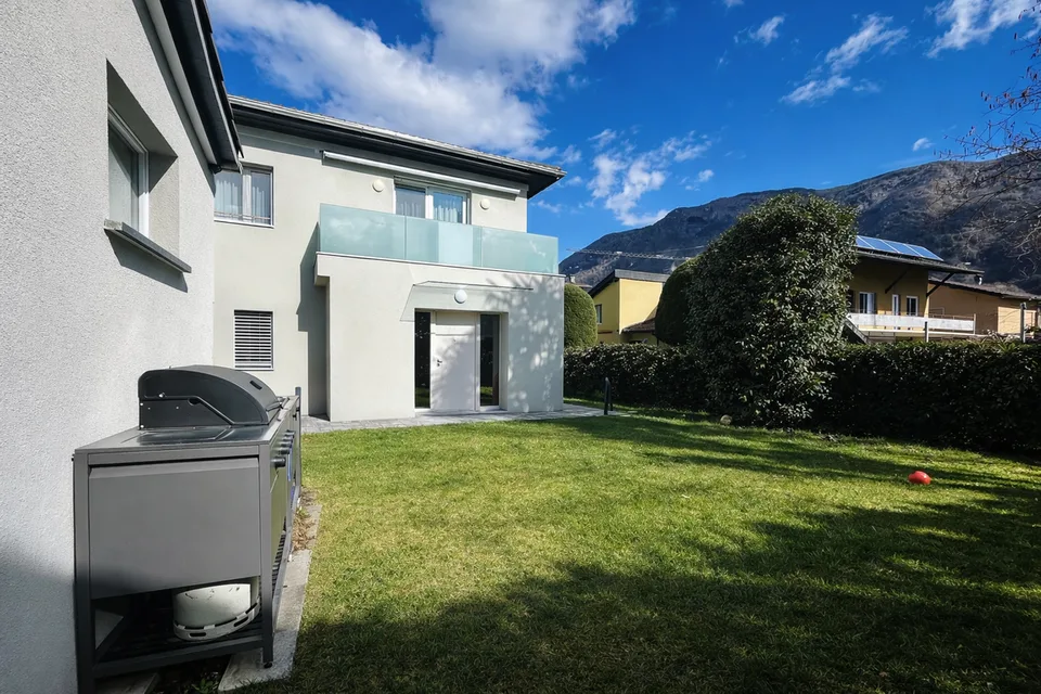 BELLINZONA - SPLENDID AND MODERN TWO-FAMILY PROPERTY