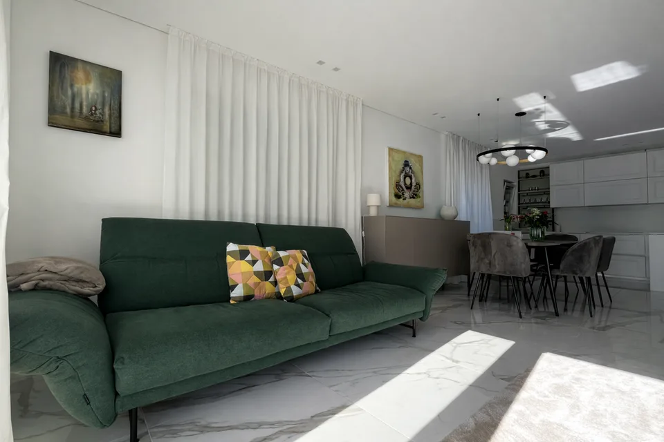 BELLINZONA - SPLENDID AND MODERN TWO-FAMILY PROPERTY